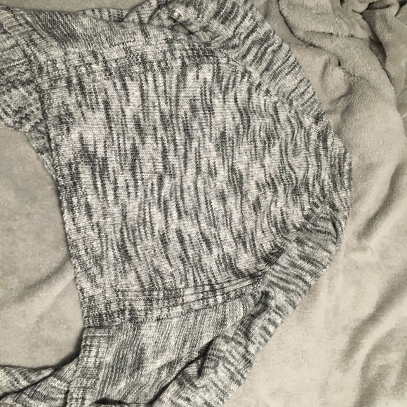 Ann Taylor sweater - Picture 2 of 3